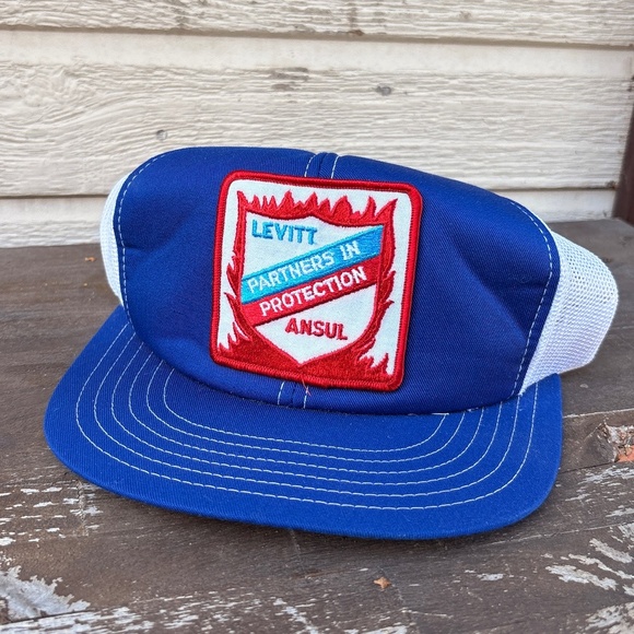 Vintage LEVITT Partners in Protection ANSUL fire trucker hat patch snapback - Picture 1 of 4